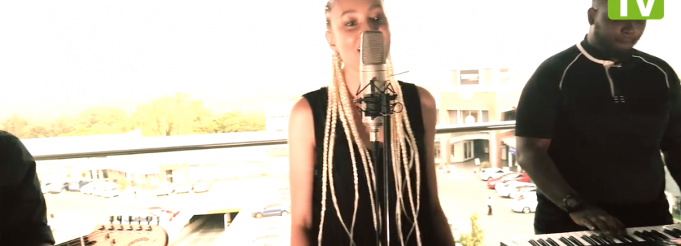 Watch Nature Inger perfom ‘These Things’ on Discovrtv ZA