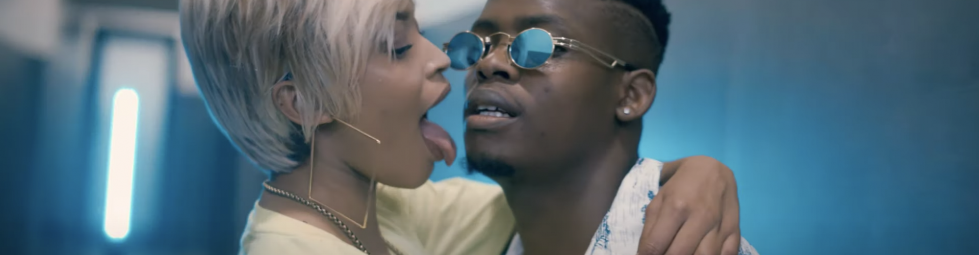 BAXON – Basimanyana / Bafana Ba Style ft. Sasa Klaas (Official Music Video)