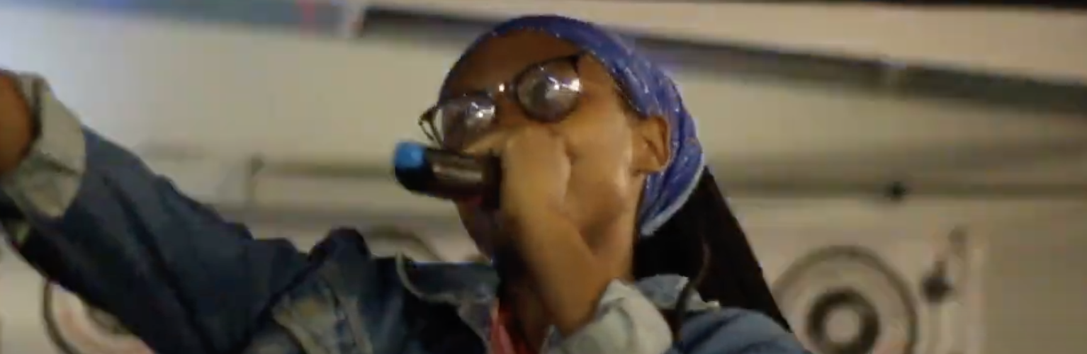 Watch ROXII perform ‘Baby’ at The Perfect Noise Open Mic Session