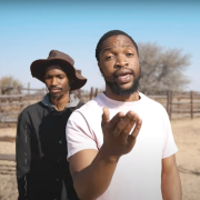 SirGwamby x dayoffciddy – Are Ke Beche [Performance Video]